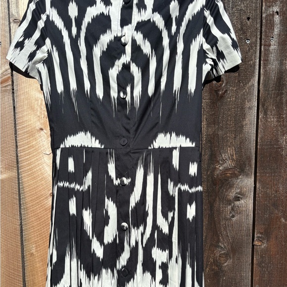 Dress - Picture 16 of 16